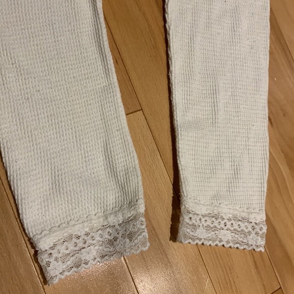 ✏️🆓 w $30+ purch 1 Yellow & 1 White Ribbed thermal underwear - size M - Picture 12 of 16